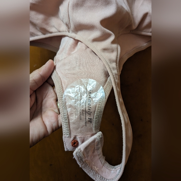 Pink Ruffle Free People Bodysuit Size M New without tags - Picture 5 of 6